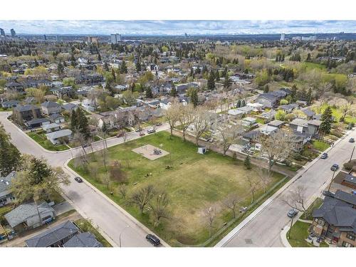 303-117 19 Avenue Ne, Calgary, AB - Outdoor With View