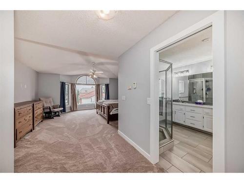 122 Evergreen Terrace Sw, Calgary, AB - Indoor