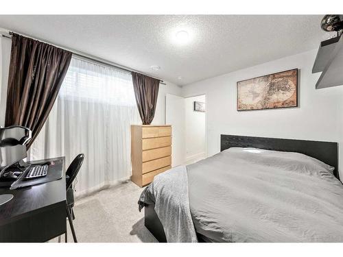 1210-100 Walgrove Court Se, Calgary, AB - Indoor Photo Showing Bedroom