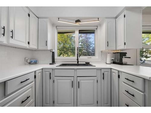 2008 38 Street Se, Calgary, AB - Indoor Photo Showing Kitchen