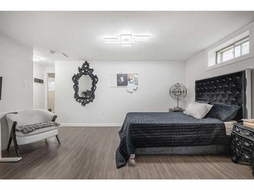 2008 38 Street Se, Calgary, AB - Indoor Photo Showing Bedroom