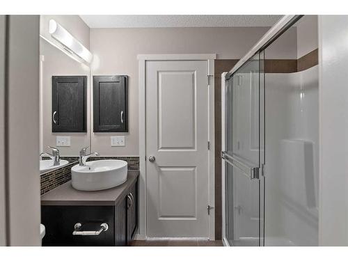 2302-125 Panatella Way Nw, Calgary, AB - Indoor Photo Showing Bathroom