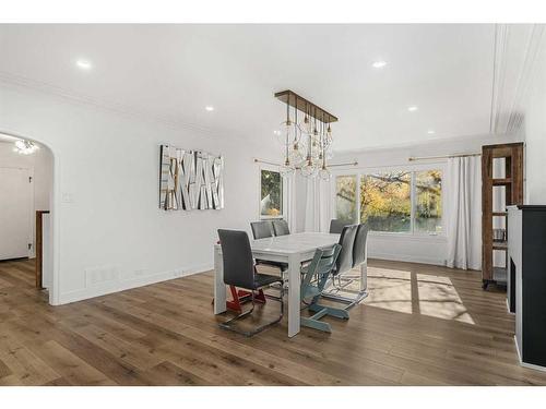 1102 Levis Avenue Sw, Calgary, AB - Indoor Photo Showing Dining Room