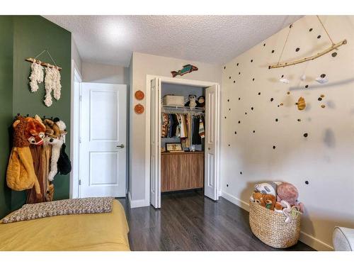 217 Harvest Gold Circle Ne, Calgary, AB - Indoor Photo Showing Other Room