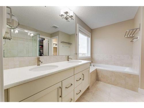 9 Nolanfield Point Nw, Calgary, AB - Indoor Photo Showing Bathroom