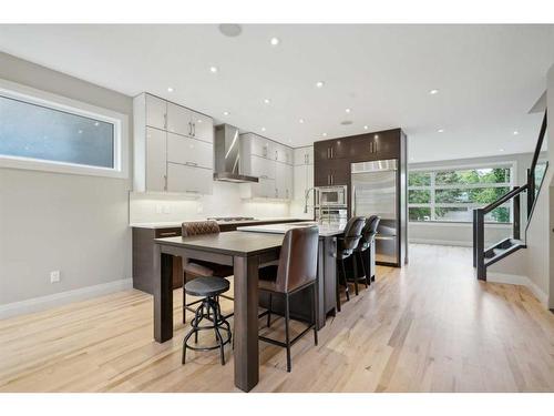 5024 21A Street Sw, Calgary, AB - Indoor Photo Showing Dining Room