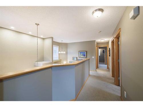 12461 Crestmont Boulevard Sw, Calgary, AB - Indoor Photo Showing Other Room