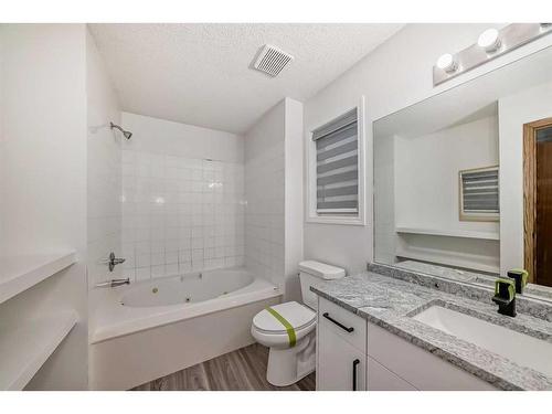 91 Saddleback Way Ne, Calgary, AB - Indoor Photo Showing Bathroom