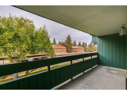 8203-315 Southampton Drive Sw, Calgary, AB - Outdoor With Balcony With Exterior