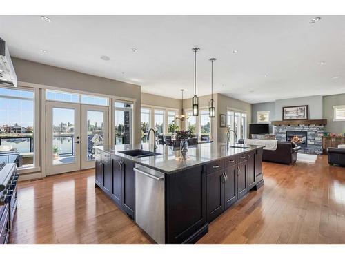 371 Chapala Point Se, Calgary, AB - Indoor Photo Showing Kitchen With Upgraded Kitchen