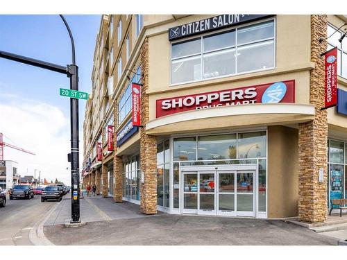 403-3450 19 Street Sw, Calgary, AB - Outdoor