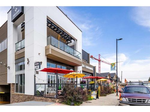 403-3450 19 Street Sw, Calgary, AB - Outdoor With Balcony