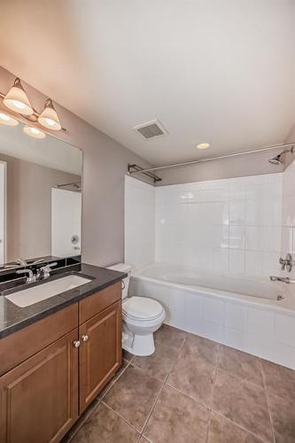 1007-920 5 Avenue Sw, Calgary, AB - Indoor Photo Showing Bathroom