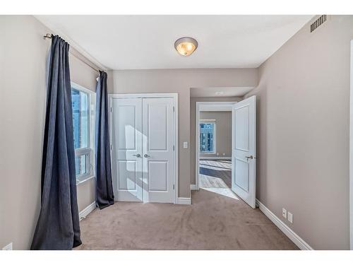 1007-920 5 Avenue Sw, Calgary, AB - Indoor