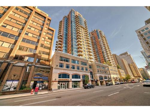 1007-920 5 Avenue Sw, Calgary, AB - Outdoor With Facade