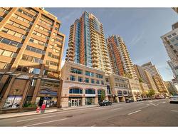 1007-920 5 Avenue SW Calgary, AB T2P 5P6