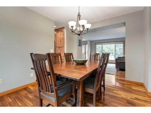 75 Hawkstone Close Nw, Calgary, AB - Indoor Photo Showing Dining Room