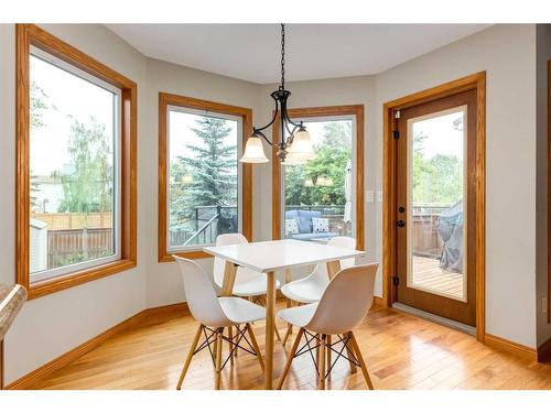 75 Hawkstone Close Nw, Calgary, AB - Indoor Photo Showing Dining Room