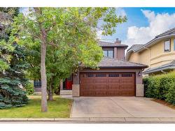 75 Hawkstone Close NW Calgary, AB T3G 3P4