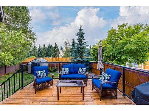 75 Hawkstone Close Nw, Calgary, AB - Outdoor With Deck Patio Veranda