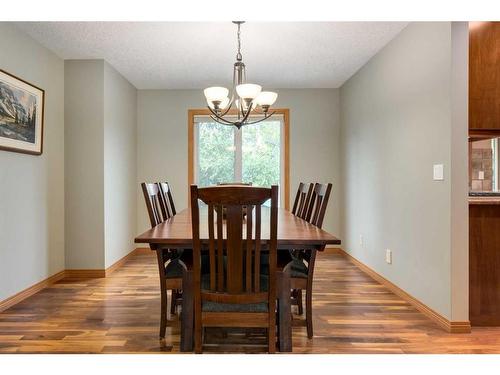 75 Hawkstone Close Nw, Calgary, AB - Indoor Photo Showing Dining Room