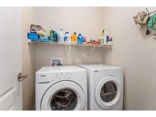 85 Silverado Skies Crescent Sw, Calgary, AB - Indoor Photo Showing Laundry Room