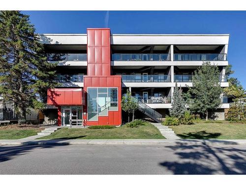 205-1629 38 Street Sw, Calgary, AB - Outdoor With Balcony With Facade