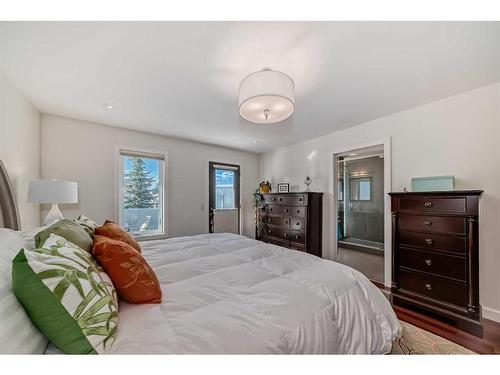 9071 Scurfield Drive Nw, Calgary, AB - Indoor Photo Showing Bedroom