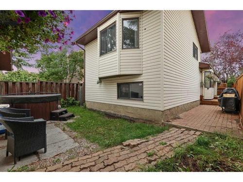 927 Riverbend Drive Se, Calgary, AB - Outdoor With Deck Patio Veranda With Exterior