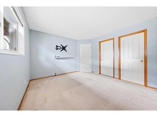 16399 Somercrest Street Sw, Calgary, AB - Indoor Photo Showing Other Room