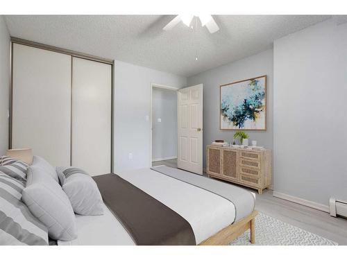 105-1602 11 Avenue Sw, Calgary, AB - Indoor Photo Showing Bedroom