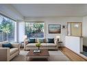 933 Drury Avenue Ne, Calgary, AB  - Indoor Photo Showing Living Room 