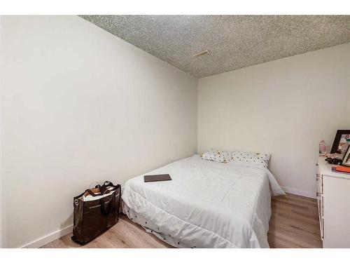 120 Taralake Terrace Ne, Calgary, AB - Indoor Photo Showing Bedroom