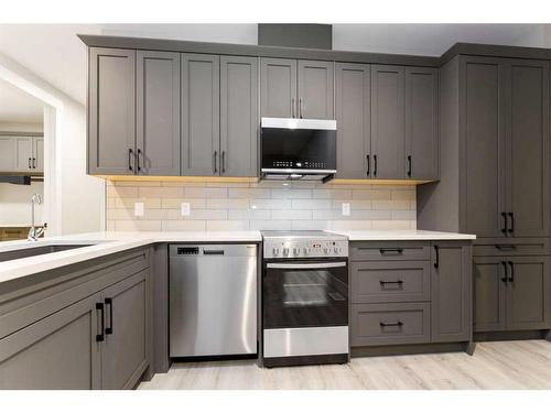 32122 Springbank Road, Rural Rocky View County, AB - Indoor Photo Showing Kitchen