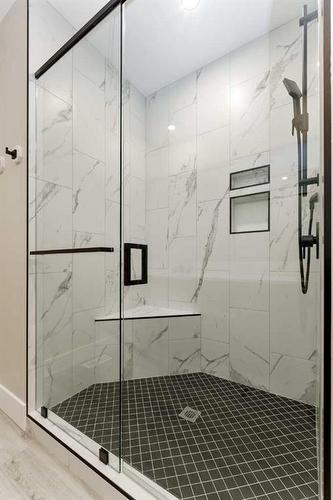 32122 Springbank Road, Rural Rocky View County, AB - Indoor Photo Showing Bathroom