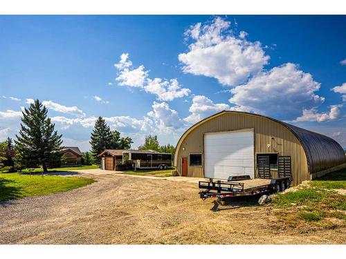 32122 Springbank Road, Rural Rocky View County, AB - Outdoor