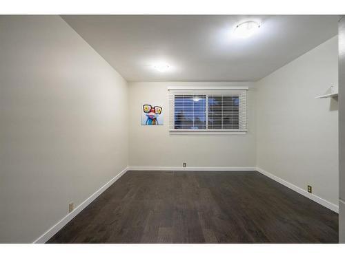 1108 Lake Placid Drive Se, Calgary, AB - Indoor Photo Showing Other Room