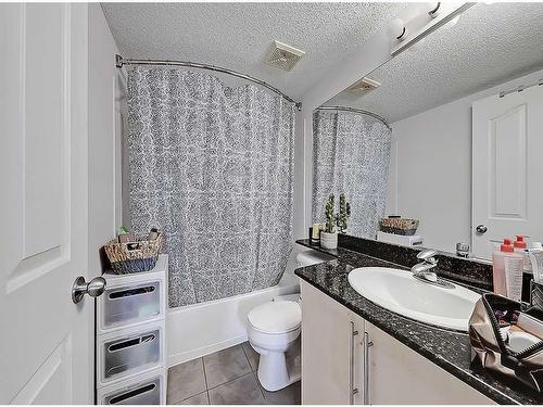 2304-60 Panatella Street Nw, Calgary, AB - Indoor Photo Showing Bathroom