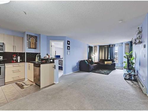 2304-60 Panatella Street Nw, Calgary, AB - Indoor Photo Showing Kitchen