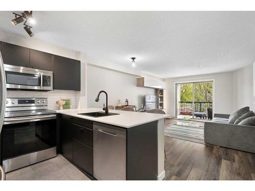 2213-16969 24 Street Sw, Calgary, AB - Indoor Photo Showing Kitchen With Upgraded Kitchen