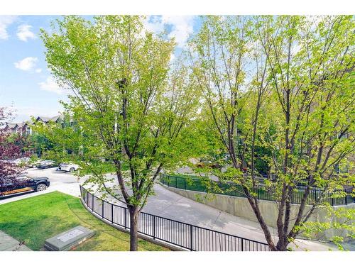 2213-16969 24 Street Sw, Calgary, AB - Outdoor