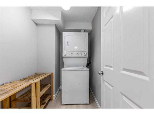 212-5555 Falsbridge Drive Ne, Calgary, AB - Indoor Photo Showing Laundry Room