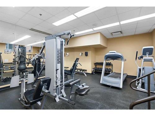 801-817 15 Avenue Sw, Calgary, AB - Indoor Photo Showing Gym Room