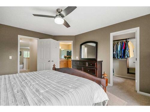 14 Rockyspring Point Nw, Calgary, AB - Indoor Photo Showing Bedroom