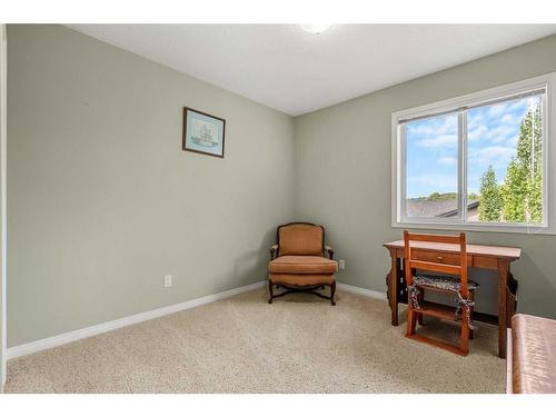 14 Rockyspring Point Nw, Calgary, AB - Indoor