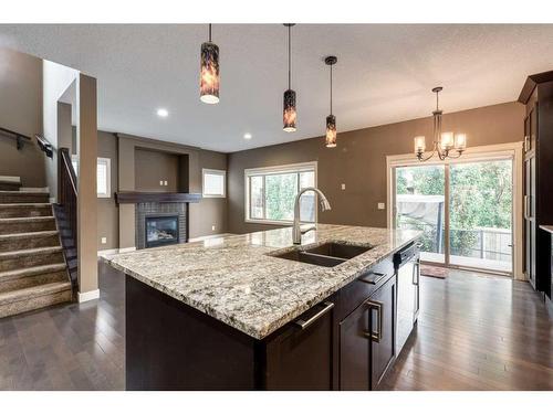 532 Everbrook Way Sw, Calgary, AB - Indoor Photo Showing Kitchen With Double Sink With Upgraded Kitchen