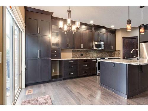 532 Everbrook Way Sw, Calgary, AB - Indoor Photo Showing Kitchen With Upgraded Kitchen