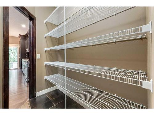 532 Everbrook Way Sw, Calgary, AB - Indoor With Storage