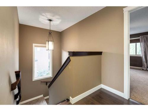 532 Everbrook Way Sw, Calgary, AB - Indoor Photo Showing Other Room