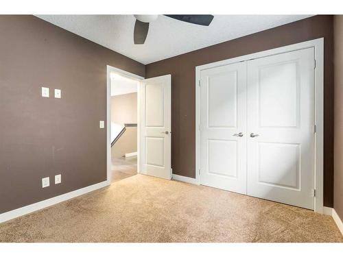 532 Everbrook Way Sw, Calgary, AB - Indoor Photo Showing Other Room